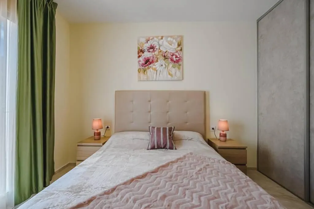 Apartamento Orlando. Amazing Location. Completely Renovated! Costa Adeje