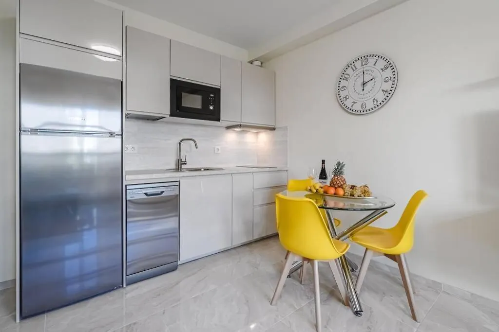 Apartamento Orlando. Amazing Location. Completely Renovated! Costa Adeje