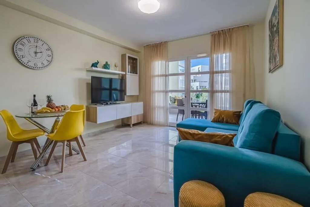 Orlando. Amazing Location. Completely Renovated! Διαμέρισμα Costa Adeje  Ισπανία